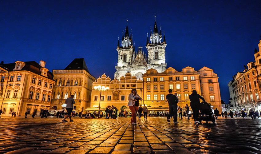 布拉格∣機加酒 ✈ 自選天數彈性配