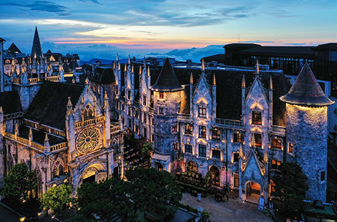 【中越童話城堡】蘭珂海灣、會安、順化、安賢越服6日